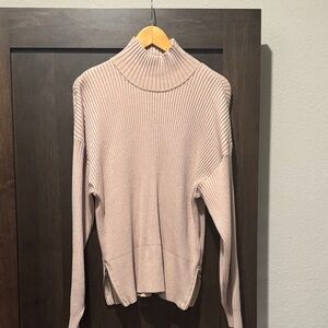 Varley Ribbed Turtleneck Sweater - Light Pink